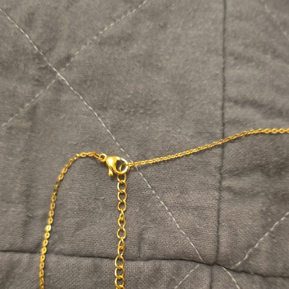 Gold and Red Tarot Card Pendant Necklace - Picture 5 of 6